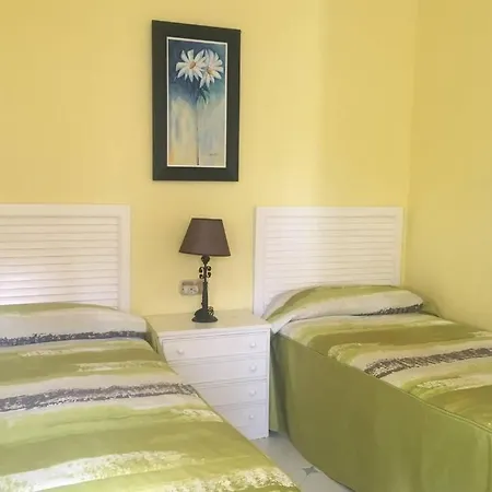 Estilo Californiano Con Piscina